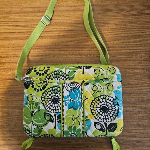 VERA Bradley Hard Shell Kindle iPad Tablet CASE - Picture 3 of 6